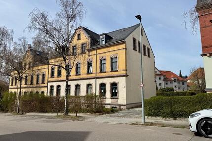Ebersdorf - Hübsche Erdgeschosswohnung mit Balkon in Chemnitz zu vermieten.