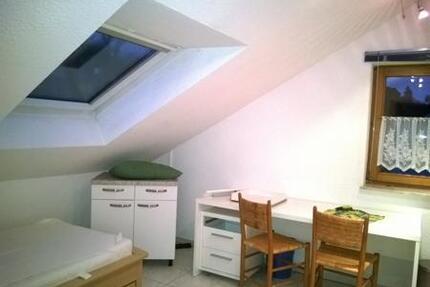 nur an Single Wochenendheimfahrerin (NR) kurzfristig - vollständig möbliert - Mühltal