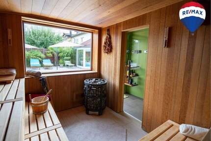 Exklusives Zweifamilienhaus mit Wellness-Außenbereich in Wutöschingen