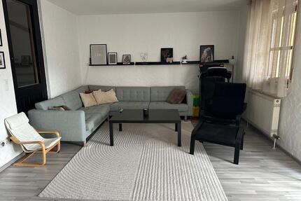 Modernes Reihenhaus mit Garten in Roth - Ideal für Familien