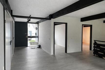 Charmantes Einfamilienhaus mit familienfreundlichem Grundriss! - Hennef (Sieg)