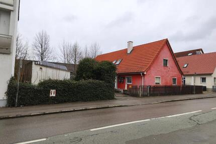 Einfamilienhaus Renovierungsbedürftig Baugrundstück MFH EFH 398m² - Augsburg Lechhausen
