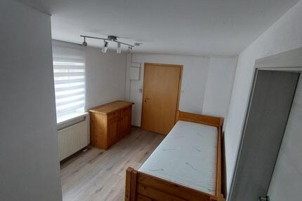 Vermiete neu sanierte 1.5 Zimmer Wohnung (28qm) 94405 Landau-Isar - Landau an der Isar