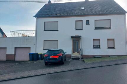 Einfamilienhaus - 185.000,00&nbsp;EUR Kaufpreis, ca.&nbsp; 240,00&nbsp;m&sup2; in Sankt Wendel (PLZ: 66606)