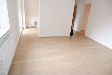 Alles NEU !!! Balkon + offener Küche im 1. OG !!! - Chemnitz Sonnenberg