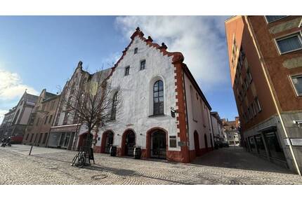 Repräsentative 5-Zimmer Eigentumswohnung oder Kanzlei-Büro-Praxisräume - Villingen-Schwenningen