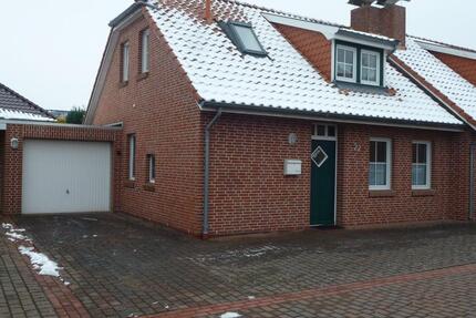 Pflegeleichte Doppelhaushälfte im Friesenhausstiel zu vermieten - Hage