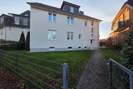 Saniertes Mehrfamilienhaus mit 4 Wohnungen in Duvenstedt - Hamburg