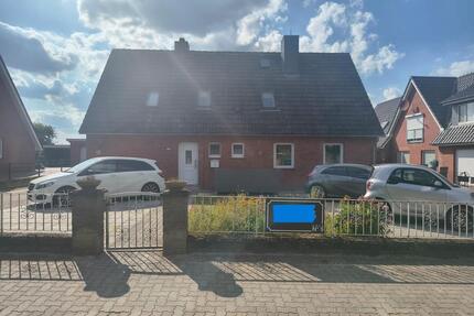 EinZweifamilienhaus mit großem Garten - Schwarzenbek