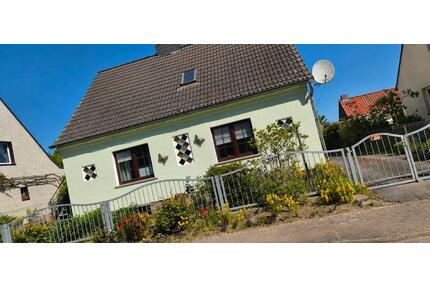 charmantes Einfamilienhaus mit zwei attraktiven Ferienwohnungen - Ducherow