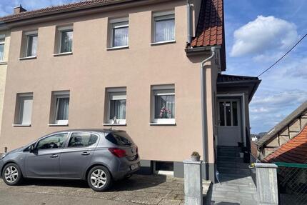 4 Zimmer Wohnung ruhiger lage - 1.050,00&nbsp;EUR Kaltmiete, ca.&nbsp; 95,00&nbsp;m&sup2; in Laichingen (PLZ: 89150)