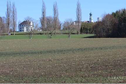 Grundstück zu verkaufen in Chieming 2.400.000,00 € 80000 m²