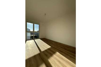 Wohnung zum Mieten in Berlin 2.044,84 € 73.03 m²
