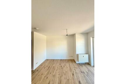 Helle, frisch renovierte 2-Zimmer-Wohnung mit Balkon& Stellplatz - Hartenstein