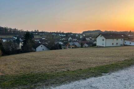 Grundstück zu verkaufen in Neuhof 120.000,00 € 600 m²