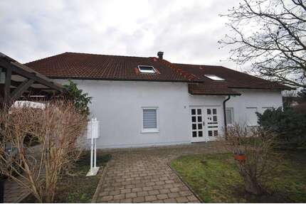 Wohnung zum Kaufen in Delitzsch 92.000,00 € 67.62 m²