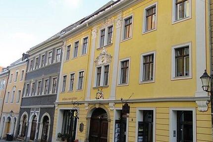 großzügige 2- Raum - Wohnung 64 qm mit Einbauküche und Stellplat - Görlitz