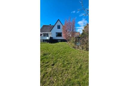 Charmante Wohnung eines Zweifamilienhauses - Barsinghausen