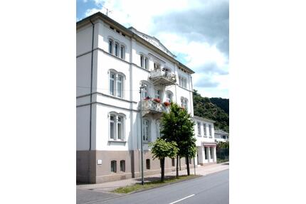 Altbauwohnung mit 4 Zimmern - 689,00&nbsp;EUR Kaltmiete, ca.&nbsp; 104,00&nbsp;m&sup2; in Sankt Goarshausen (PLZ: 56346)