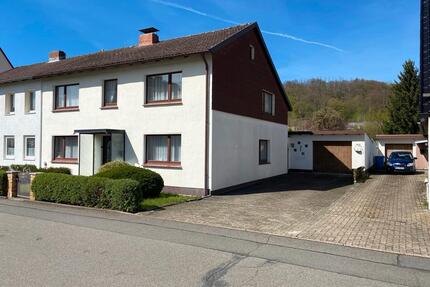 Ein- bis Zweifamilienhaus in ruhiger Lage zu verkaufen - Bad Lauterberg im Harz