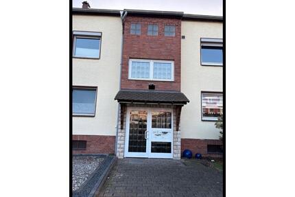 2-Zimmer Dachgeschosswohnung im ruhigen 6 Parteienhaushalt - Moers Rheinkamp