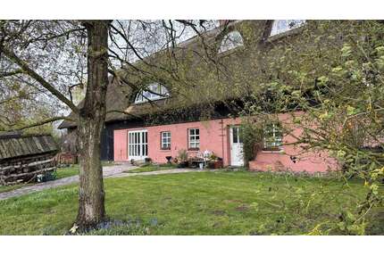 Haus zum Kaufen in Penzlin 560.000,00 € 500 m²