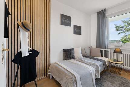 Wohnung zum Kaufen in Bielefeld Sennestadt 75.000,00 € 33.61 m² - Bielefeld / Sennestadt