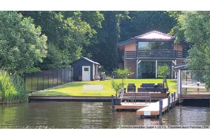 Haus zum Kaufen in Berlin 1.695.000,00 € 300 m²