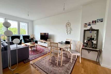 Wohnung zum Mieten in Berlin 1.437,73 € 75.67 m²