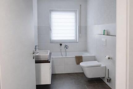 Helle 4,5 Zimmer Erdgeschosswohnung mit eigenem Garten - Trossingen