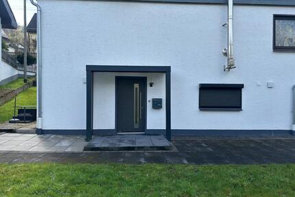 Moderne 2-Zimmer-Wohnung mit neuer Küche in GM-Rebbelroth - Gummersbach Berstig Süd