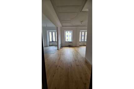 Wohnung zum Mieten in Aachen 1.490,00 € 119 m²
