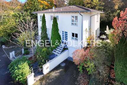 Haus zum Kaufen in Reutlingen 850.000,00 € 151 m²