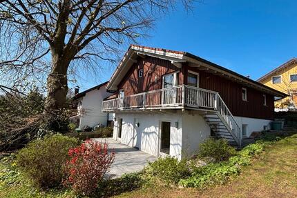 Einfamilienhaus mit PV-Anlage, Sauna & großem Garten - Ebersberg