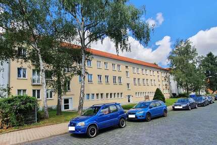 Wohnung zum Mieten in Zeitz 222,00 € 37 m²