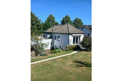 Zweifamilienhaus Warstein 230m2 1700m2 Garten,Keller,2 Garagen