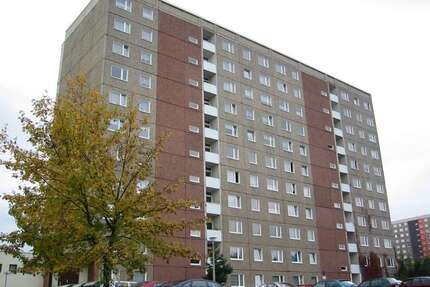 Wohnung zum Mieten in Gera 375,98 € 83.55 m²