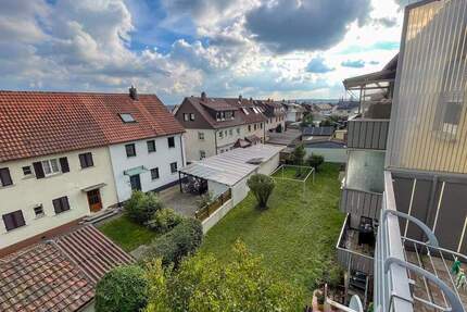 Großzügige 4-Zimmer Dachgeschosswohnung mit zusätzlichem ausgebauten DG - Denkendorf