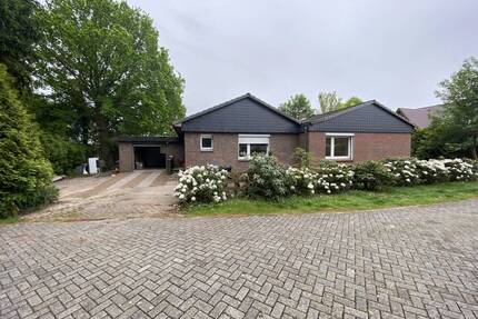 Sanierungsfähiger Bungalow in Sackgassenlage mit großzügigem Grundstück - Edewecht / Husbäke