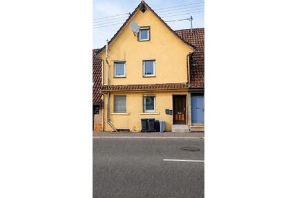 DREI EINHEITEN MIT POTENZIAL - 233.000,00&nbsp;EUR Kaufpreis, ca.&nbsp; 210,00&nbsp;m&sup2;&nbsp;Wohnfl&auml;che in Kuchen (PLZ: 73329)
