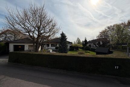Gepflegter Bungalow mit großem Grundstück - Brackenheim