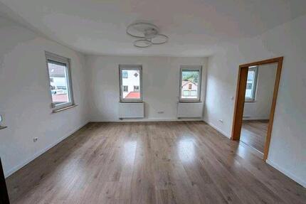 Etagenwohnung 147qm, 7 Zimmer - Erstbezug nach Renovierung - Lenningen