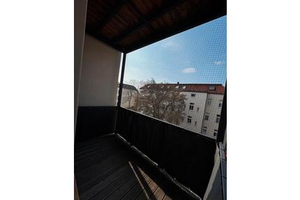 Helle 2-Zimmer-Wohnung mit Balkon in Leipzig-Gohlis | ab sofort