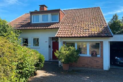 Von Privat ! Freistehendes Einfamilienhaus in Saarbrücken-Scheidt