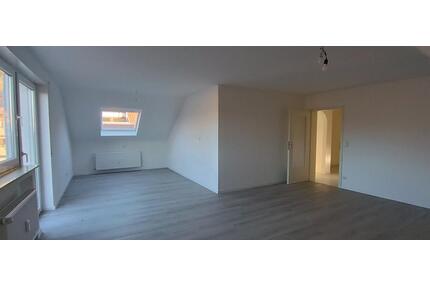 Erstbezug nach Sanierung 2,5-Zimmer-DG-Wohnung (72,5 m²) - Schriesheim