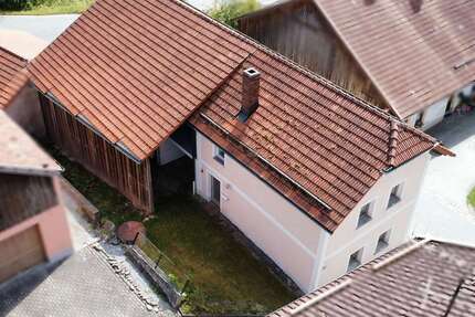 Haus zum Kaufen in Röhrnbach 99.000,00 € 72 m²