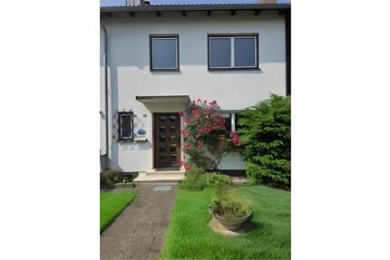Reihenmittelhaus in bester Lage mit Garage und Stellplatz - Geretsried
