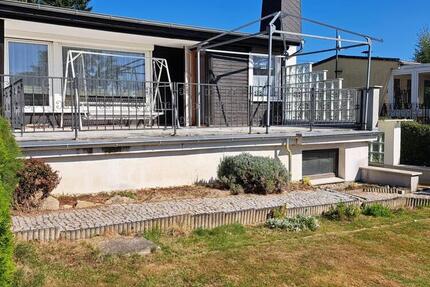 Kleines Ferienhaus im Grünen - 36.000,00&nbsp;EUR Kaufpreis, ca.&nbsp; 32,00&nbsp;m&sup2; in Querfurt (PLZ: 06268)