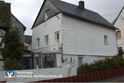 Haus zum Kaufen in Hirschfeld (Hunsrück) 44.000,00 € 70 m²