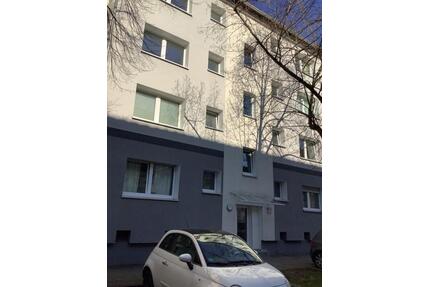 Schöne 2-Zimmer Wohnung mit Balkon!..mit Bonus!! - Essen Stadtbezirk III